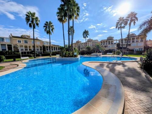 La Rosaleda by Edeal Homes