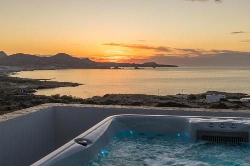 Iliovasilema Studios in Milos Island