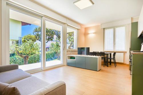 Ares Apartment - Vicino al Lago di Garda e alla Stazione Treno