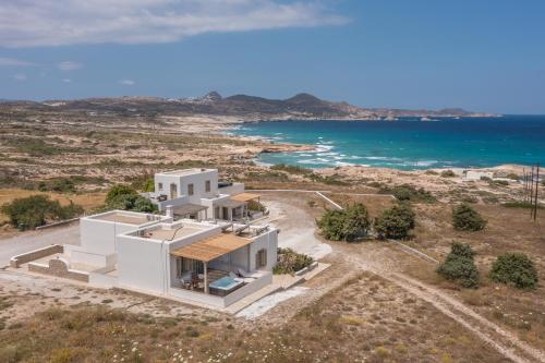 Iliovasilema Studios in Milos Island