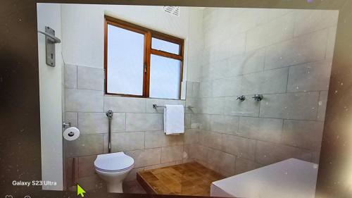 The Bright Beach House - image 5