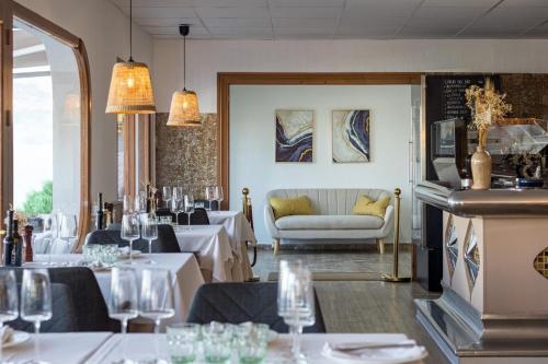 restavracija, La Posada Boutique rooms Albir in Sant Pere