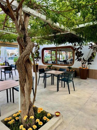 restavracija, La Posada Boutique rooms Albir in Sant Pere