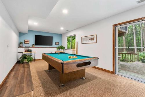 The Holland Hideaway- Family Home - Walk to Beach - image 8