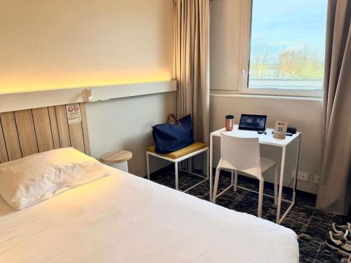 hotel photo