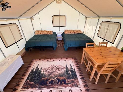Emerald - Glamping tent in Klamath (CA)