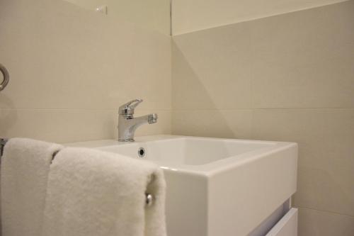 Binder-Home Stylish Studios Budapest/Parliament - image 5