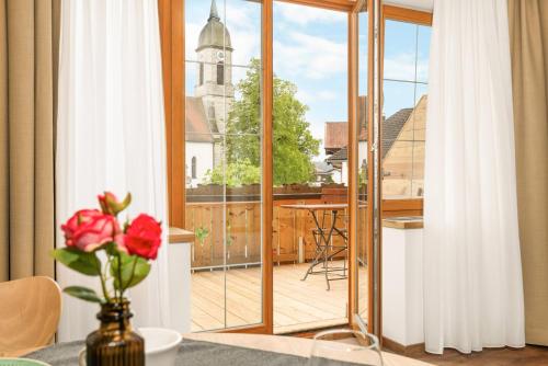 Hotel Gasthof Neuwirt in هولزكيرشين