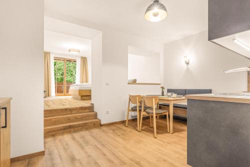 Hotel Gasthof Neuwirt in هولزكيرشين