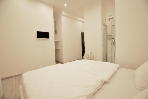 Binder-Home Stylish Studios Budapest/Parliament - image 6