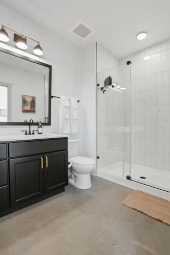 Idyllic Comfy 2BD Apt - image 8