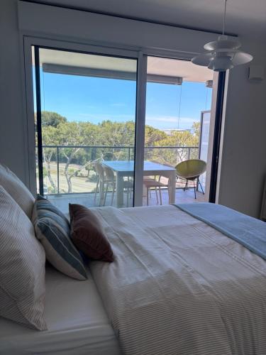 Luxurious studio - Pool with sea view in Saint-Laurent-du-Var