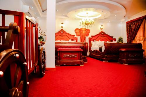 2 king beds
