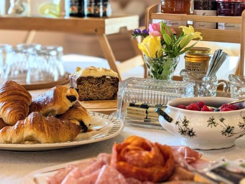 Food and beverages, The Beach House Boutique Hotel in Sunderland