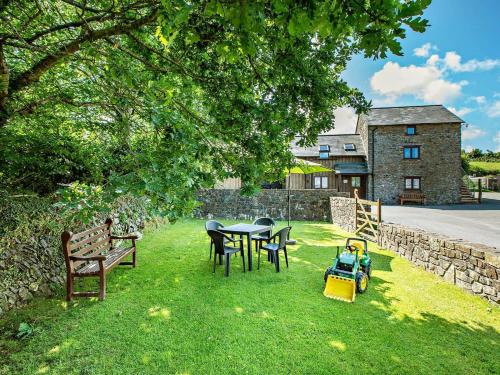 Iekārtas, 3 Bed in Torrington oc-tchoney in Īstputforda