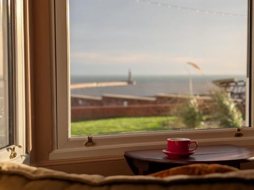 Bar/lounge, The Beach House Boutique Hotel in Sunderland