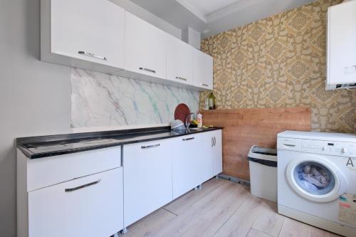 DAHB Luxury Apartments in Talimhane - image 9