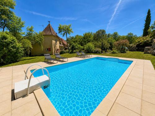 Peldbaseins, Le Refuge, maison de charme avec piscine in Saint-Cernin (Midi-Pyrenees)