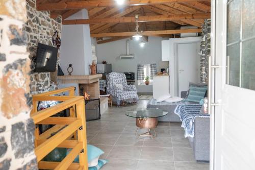 Πέτρινο Αλώνι gîte à louer Eubée