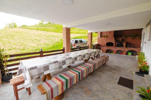 Cabana Colț de liniste (Cabana Colt de liniste) in Susenii Bârgăului