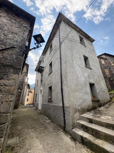 Casa Vacanze Al Colletto - Con terrazza panoramica in centro storico in Vagli Sotto