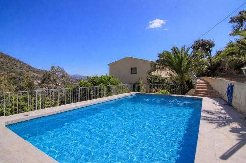 Villa with private pool - Maryvilla 0611
