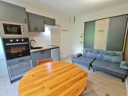 Juvana, T2, Ascenseur, centre Luchon - Location saisonnière - Bagnères-de-Luchon