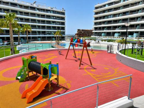 Spēļu laukums, Infinity View Apartments by NRAS in Arenales Del Sol