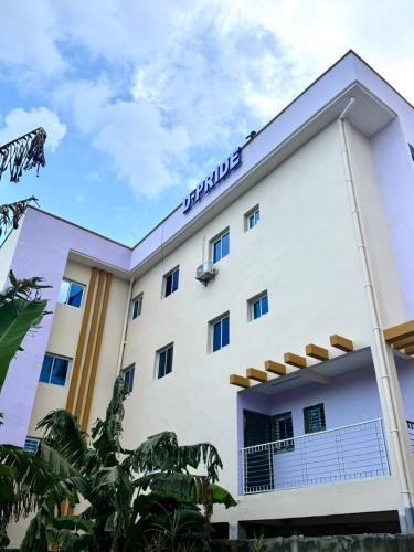 D-PRIDE Residence in Mbalmayo