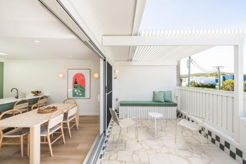 Ornos, 1-14 Market St - ducted air con, cot, highchair, Linen and Bed Making – khách sạn tại Fingal Bay