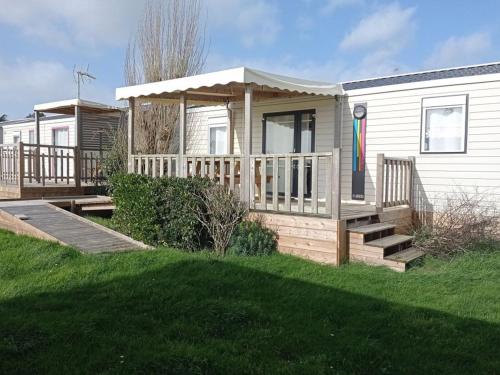 Mobil-home, animaux admis - 4 pers. (50 unités) - API-1-52-2833 - Camping - Sarzeau
