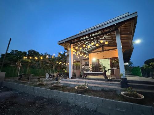 St Michael Health and Wellness – khách sạn tại Calatagan