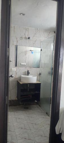 krishna kunj stay - image 4
