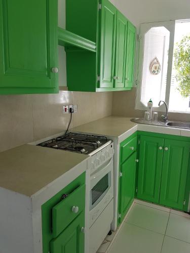 Kitchen, Evie Cottage in Saint Peter