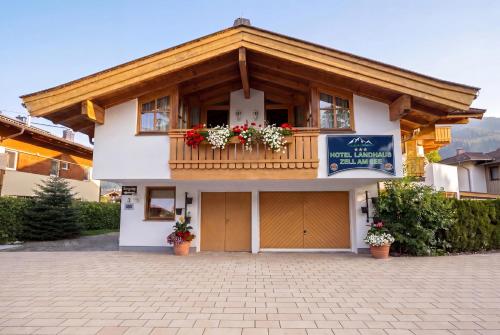 Landhaus Zell am See – khách sạn tại Schuttdorf