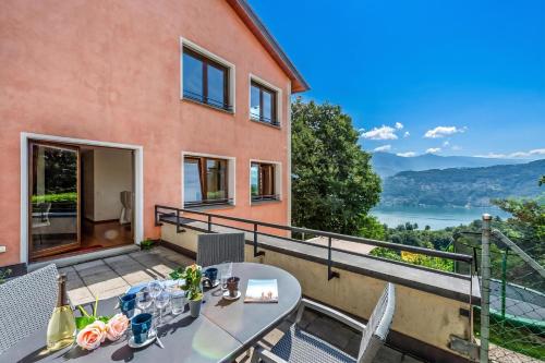 Vernate Lugano Lake Sweet View - Happy Rentals – khách sạn tại Agno