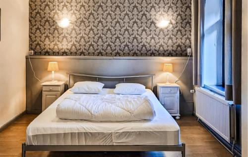 6 Bedroom Amazing Home In Gedinne in Willerzie
