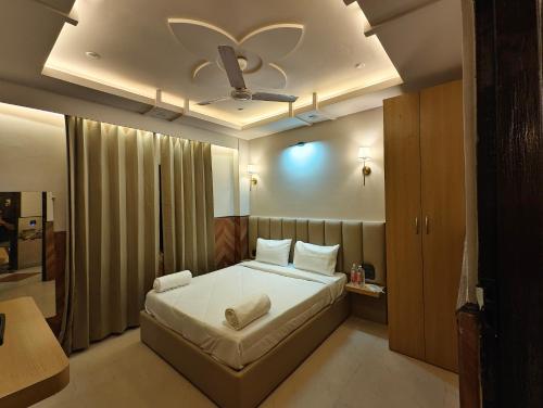 Hotel hk haridwar By hk guest house in หิรัญวรา