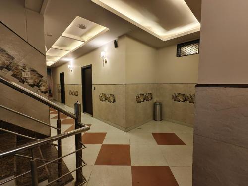 ทัศนียภาพภายนอกโรงแรม, Hotel hk haridwar By hk guest house in หิรัญวรา