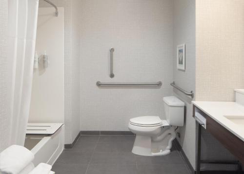 Hampton Inn & Suites Natchez - image 30