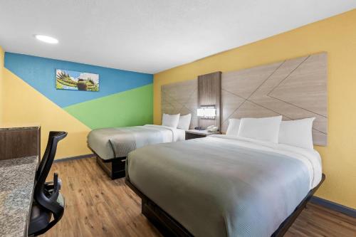 Konuk Odası, Quality Inn & Suites East Point - Atlanta Area in Fulton Şehri Havalimanı