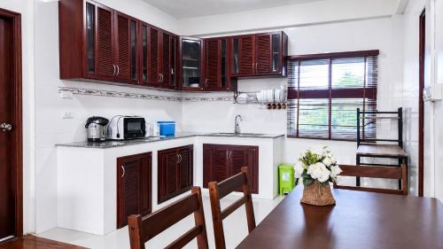 Leelawadee resort Si-khoraphum Surin - ลีลาวดี รีสอร์ท ที่พักศีขรภูมิ สุรินทร์ in 是卡拉逢