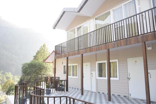 Hotel Dev Darshan in Uttarkashi