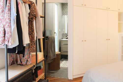 quiet apartment in the heart of the 9th - image 12