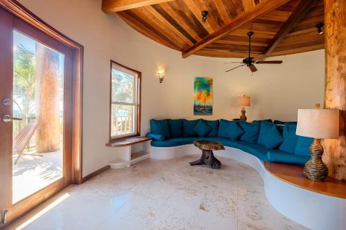 Зовнішній вигляд готелю, Indigo Beach Homes 1A in Амбергріс Кей
