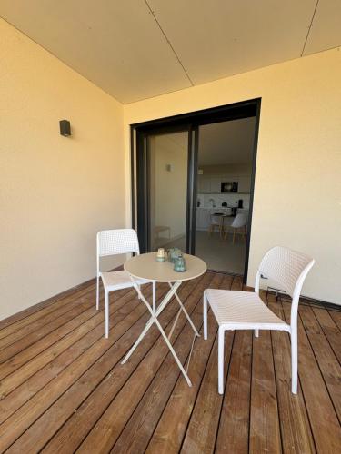 Villa Loka-Ecrin contemporain adult only avec piscine in Sauzet (Rhone-Alpes)