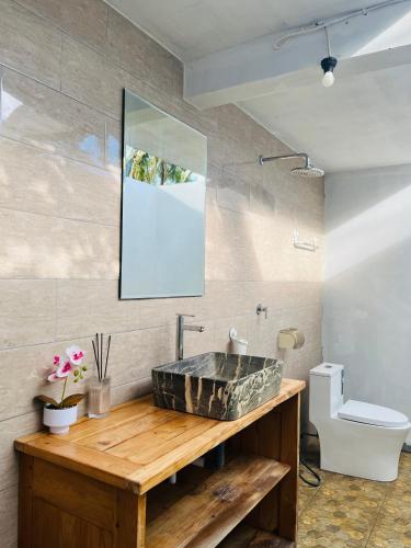 Gracia bungalow - Lobalain