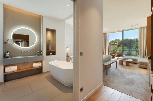 Book the Superior King Room - New Building Superior King Room - New Building