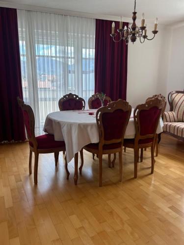 Bergblick Apartment in Лієнц