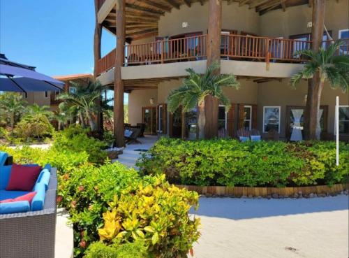 Зовнішній вигляд готелю, Indigo Beach Homes 3A in Амбергріс Кей